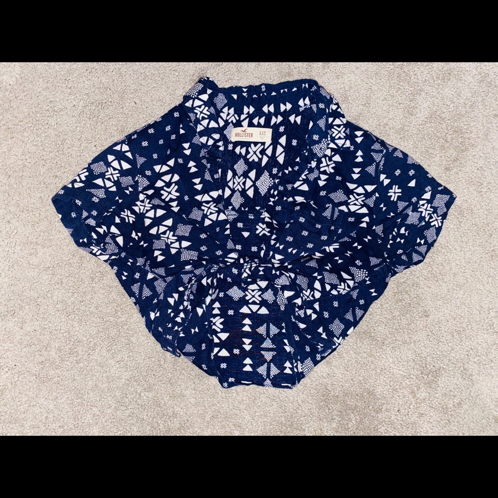 Hollister crop top